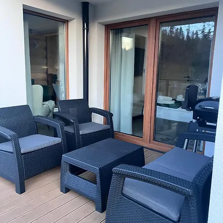 Apartament Hyrca *